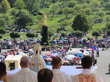 /A/2024/8/B/Nadbiskup Kutleša predvodio proslavu svetkovine Velike Gospe u Mariji Bistrici2024 (20).JPG