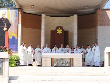 /A/2024/8/B/Nadbiskup Kutleša predvodio proslavu svetkovine Velike Gospe u Mariji Bistrici2024 (33).JPG