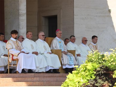 /A/2024/8/B/Nadbiskup Kutleša predvodio proslavu svetkovine Velike Gospe u Mariji Bistrici2024 (9).JPG