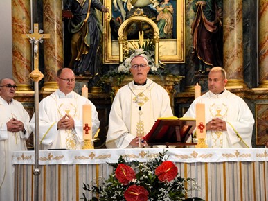 /A/2024/9/A/​Nuncij Lingua predvodio misno slavlje u Gornjoj Stubici (3).JPG