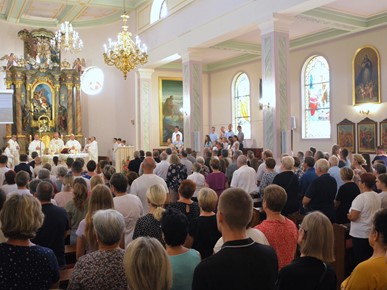 /A/2024/9/A/​Nuncij Lingua predvodio misno slavlje u Gornjoj Stubici (4).JPG