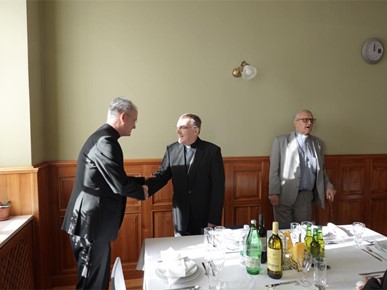 /A/2025/1/A/Božićno i novogodišnje čestitanje u Svećeničkom domu sv. Josipa (6).jpg