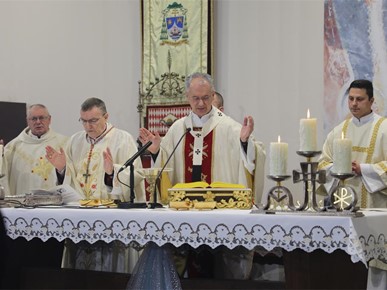 /A/2025/1/A/Nadbiskup Dražen Kutleša predvodio misno slavlje svetkovine Bogojavljenja (15).JPG
