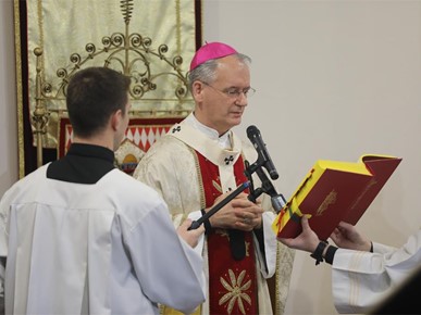 /A/2025/1/A/Nadbiskup Dražen Kutleša predvodio misno slavlje svetkovine Bogojavljenja (4).JPG