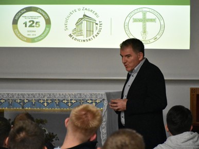 /A/2025/10/A/Započela suradnja HKLD-a sa Međubiskupijskim sjemeništem u Zagrebu (1).jpg