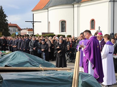 /A/2025/10/B/251009 Sprovodni obredi za preč. Đuru Saboleka (29).JPG