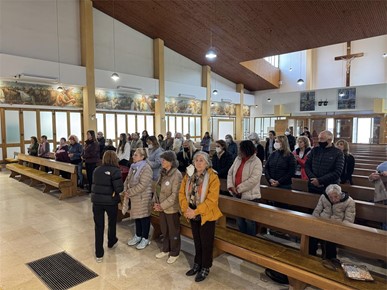 /A/2025/10/B/Argentinski hodočasnici hodočastili sv. Josipu u Karlovac (2).jpg