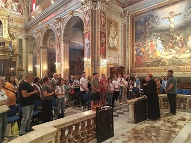 /A/2025/10/B/Kardinal Bozanić susreo se u Rimu s hodočasnicima iz Zagrebačke nadbiskupije (2).jpeg