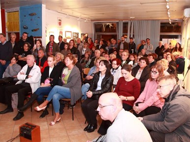 /A/2025/10/B/Održana tribina o gradnji crkve na Trnjanskoj Savici (5).jpg