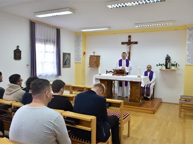 /A/2025/10/C/Duhovna obnova sjemeništaraca (10).jpg