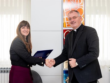 /A/2025/10/D/Potpisan Ugovor o izvođenju konstrukcijske obnove župne crkve na Dubovcu (3).jpg