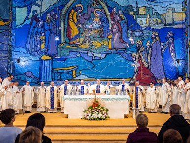 /A/2025/10/E/251018-MVPSJPalic (73).jpg