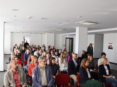 /A/2025/10/E/Svečano obilježen Erasmus Day 2025 na HKS-u (3).jpg