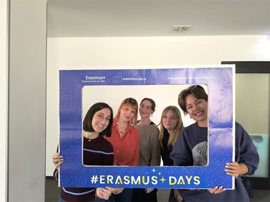 /A/2025/10/E/Svečano obilježen Erasmus Day 2025 na HKS-u (5).jpg