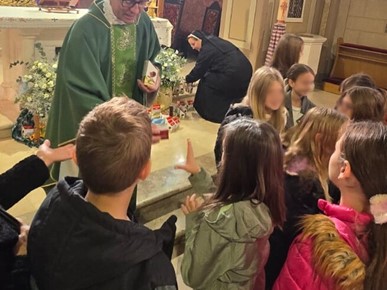 /A/2025/10/F/Obilježena Misijska nedjelja u Župi Navještenja BDM u Velikoj Gorici (1).jpg