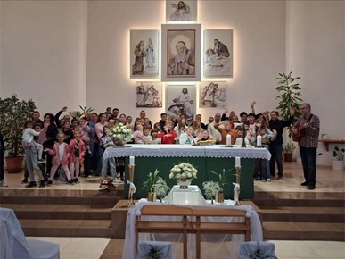 /A/2025/10/F/Održan obiteljski susret u Župi Ljubljanica-Voltino Blaženstva kao put do istinske sreće (2).jpg