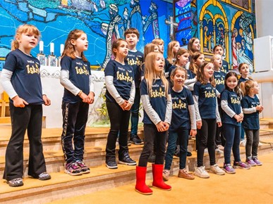 /A/2025/10/G/251026-JZvon (28).jpg