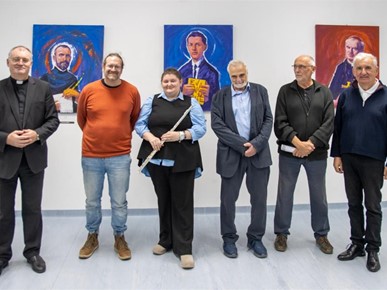 /A/2025/10/G/Izložba Hrvatski sveci i blaženici u našem narodu otvorena u Sesvetama (3).jpg