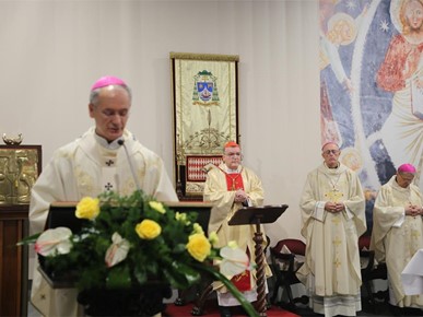 /A/2025/10/Kardinalova zlatna misa/251020 Zlatna misa (10).JPG