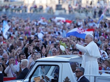 /A/2025/10/Papa se susreo s hrvatskim hodočasnicima (10).jpg