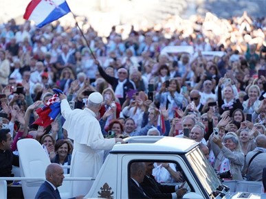 /A/2025/10/Papa se susreo s hrvatskim hodočasnicima (19).jpg