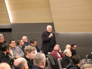 /A/2025/11/20251117/Svećenički dan/Svećenički dan Zagrebačke nadbiskupije (14).JPG