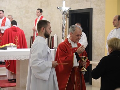 /A/2025/11/C/Župnu svetkovinu sv. Nikole Tavelića u Kustošiji predvodio nadbiskup Dražen Kutleša (17).JPG