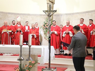 /A/2025/11/C/Župnu svetkovinu sv. Nikole Tavelića u Kustošiji predvodio nadbiskup Dražen Kutleša (21).JPG