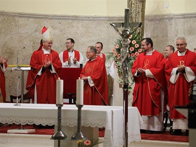 /A/2025/11/C/Župnu svetkovinu sv. Nikole Tavelića u Kustošiji predvodio nadbiskup Dražen Kutleša (28).JPG