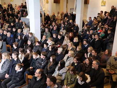 /A/2025/11/E/Kardinal Bozanić predvodio misno slavlje svetkovine Krista Kralja (16).JPG