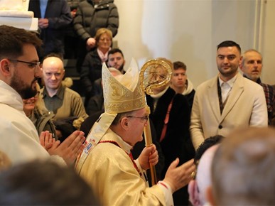 /A/2025/11/E/Kardinal Bozanić predvodio misno slavlje svetkovine Krista Kralja (28).JPG