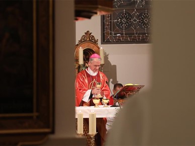 /A/2025/11/E/Nadbiskup Kutleša predvodio misu na spomendan sv. Cecilije na kraju smotre zborova katoličkih srednjih škola (27).JPG