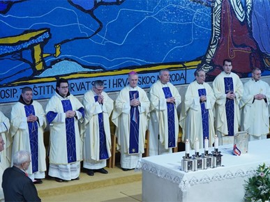 /A/2025/11/F/Održano prvo hodočašće umjetnika svetom Josipu Foto Ante Mateša IKA (3).jpg