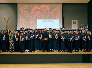 /A/2025/11/F/Promovirana nova generacija sveučilišnih magistara na HKS-u (6).jpg