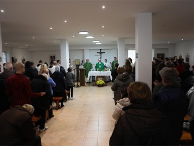 /A/2025/11/Nadbiskup Kutleša - Svjetski dan siromaha/251116 Svjetski dan siromaha Jukiceva (14).JPG