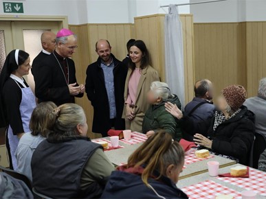 /A/2025/11/Nadbiskup Kutleša - Svjetski dan siromaha/251116 Svjetski dan siromaha Jukiceva (26).JPG