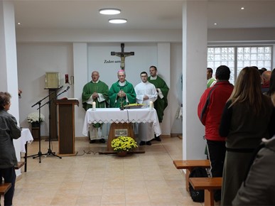 /A/2025/11/Nadbiskup Kutleša - Svjetski dan siromaha/251116 Svjetski dan siromaha Jukiceva (3).JPG