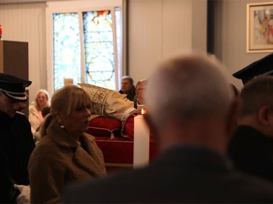 /A/2025/11/Prijenos relikvija/Relikvije bl. Alojzija Stepinca izložene u Španskom (12).jpg