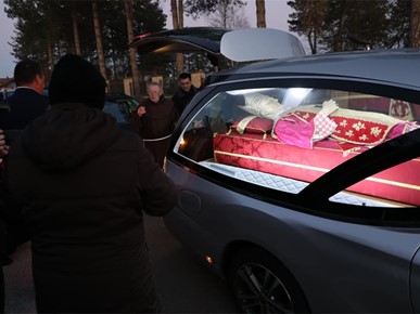 /A/2025/11/Prijenos relikvija/​Relikvije bl. Alojzija Stepinca u Jastrebarskom (2).jpg