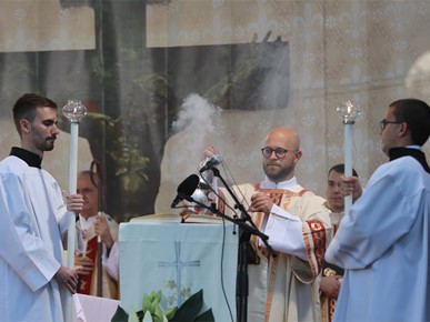 /A/2025/11/Svi sveti na Mirogoju/251101 Svi sveti (19).JPG