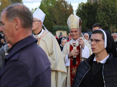 /A/2025/11/Svi sveti na Mirogoju/251101 Svi sveti (5).JPG