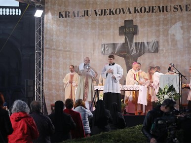 /A/2025/11/Svi sveti na Mirogoju/251101 Svi sveti_Mirogoj (29).JPG