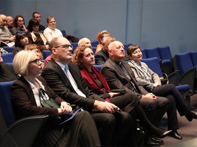 /A/2025/12/A/251203 Predstavljanje časopisa Portal_NPI (17).JPG