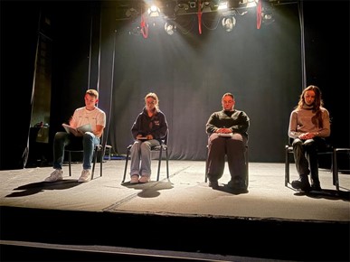 /A/2025/12/A/Mladic i njegov Bog - predstava.jpg