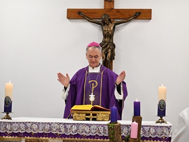 /A/2025/12/A/Nadbiskup Kutleša slavio misu zornicu u Međubiskupijskom sjemeništu na Šalati (10).jpg