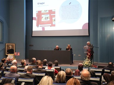 /A/2025/12/B/251203 Predstavljanje knjiga (30).JPG