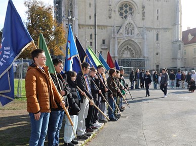 /A/2025/12/B/251207 Betlehemsko svjetlo (1).JPG