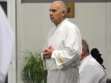 /A/2025/12/B/Devet kandidata Zagrebačke nadbiskupije za trajni đakonat postavljeno u službu lektora (13).JPG