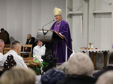 /A/2025/12/B/Devet kandidata Zagrebačke nadbiskupije za trajni đakonat postavljeno u službu lektora (19).JPG