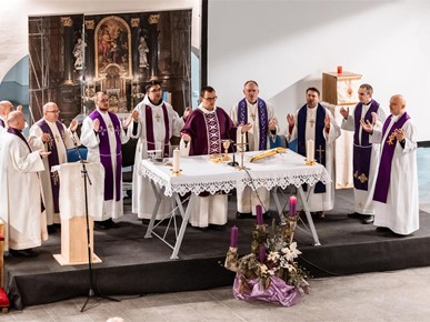 /A/2025/12/B/Vlč. Jakov Rađa predvodio misno slavlje četvrtog dana Pučkih misija Karlovačkog dekanata (6).jpg